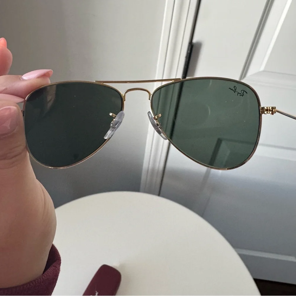 Ray-Ban Kids Aviator Sunglasses Gold Frame w Case